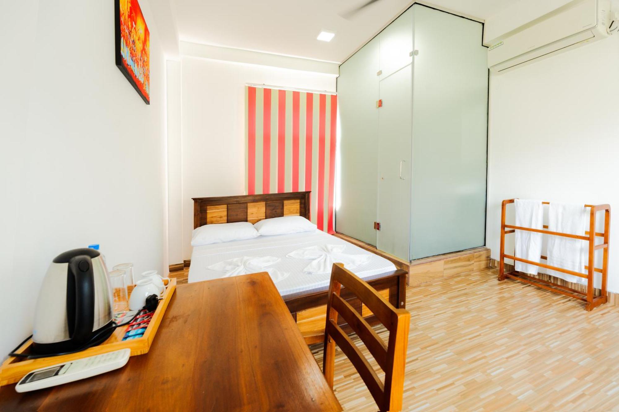 Lagoon Step Airport Transit Hotel Katunayaka Extérieur photo