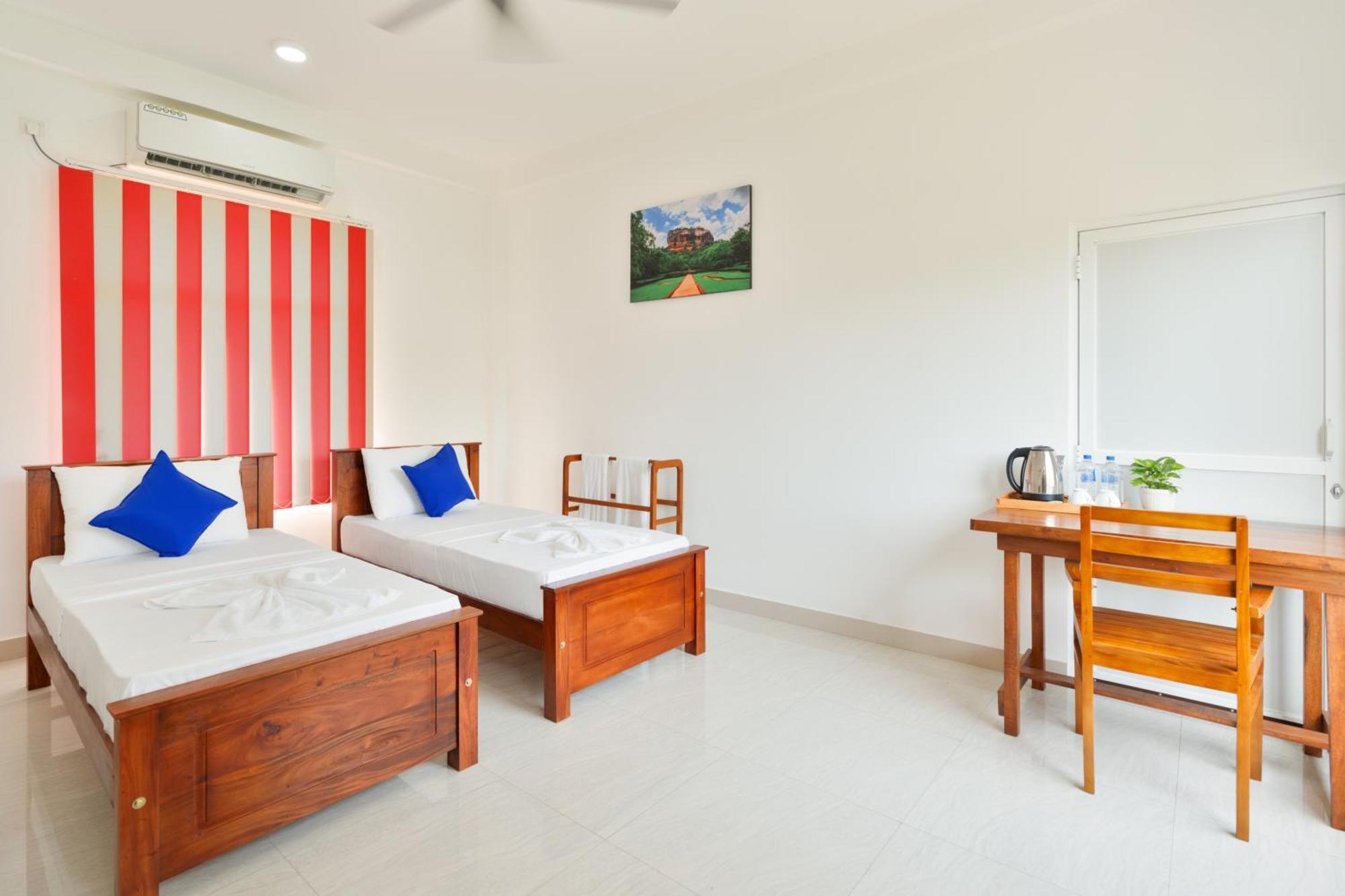 Lagoon Step Airport Transit Hotel Katunayaka Extérieur photo