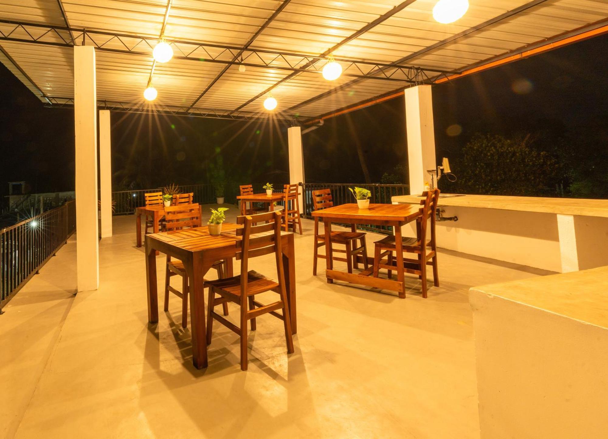 Lagoon Step Airport Transit Hotel Katunayaka Extérieur photo